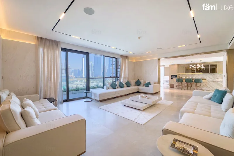 Iconic Views | Luxurious Penthouse | Building 1463947903516417111