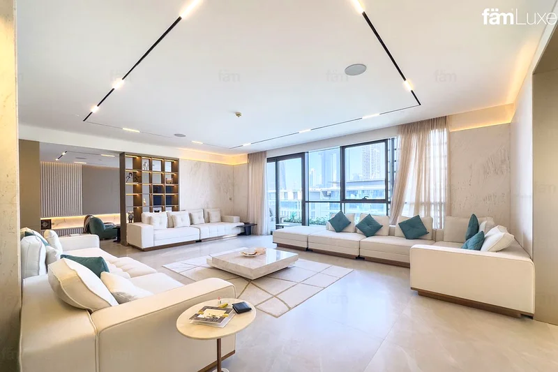 Iconic Views | Luxurious Penthouse | Building 1463947903516417110