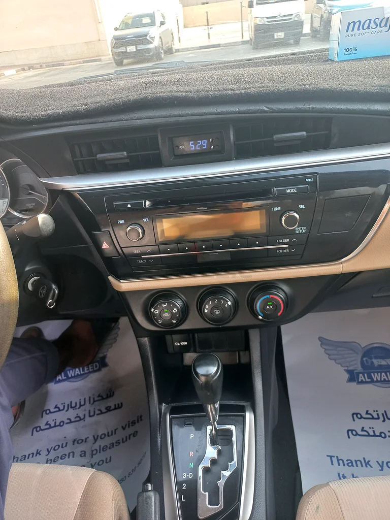 Toyota Corolla GCC 1.6 2015 Model SE Urgent for Sale63401303556993111