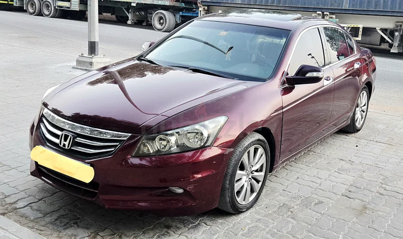 HONDA ACCORD Model 2011 GCC SPECS TOP OF THE ARRANGE VERY CLEAN GOOD CONDITION63398543259139111
