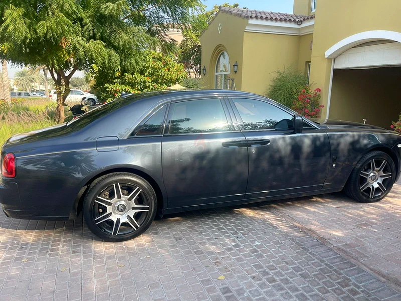 رولز رويس غوست63398532128131114