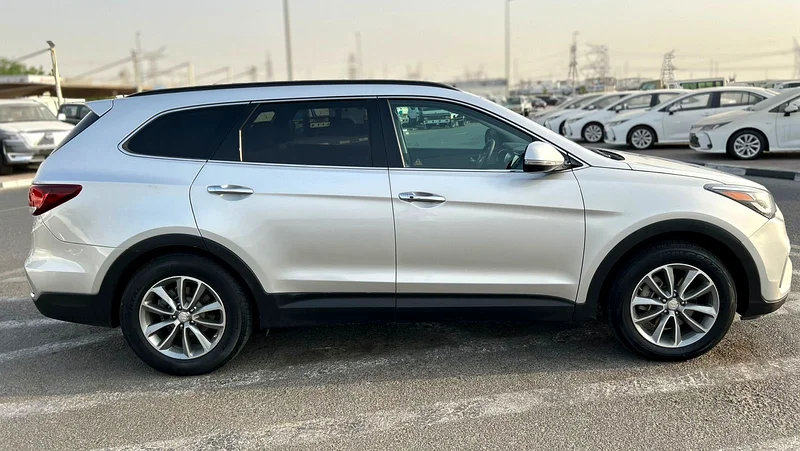 2017 Hyundai Santa Fe 4x4 AWD - 3.3L V6 GDi - 7 Leather Seats - Push Start - Big Screen -63406901189763113