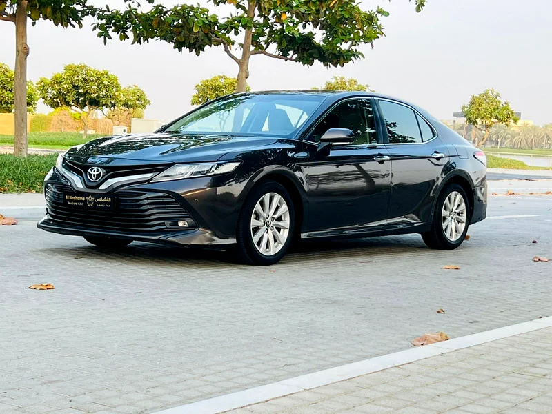 Toyota camry GLE gcc specifications original paint perfect condition63412536299523111