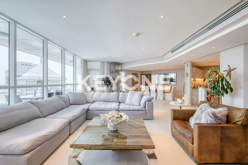 Sea View | 3BR + Maids | Upgraded | High Floor64037935463681113