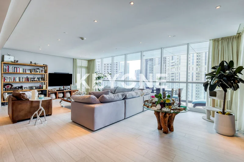 Sea View | 3BR + Maids | Upgraded | High Floor64037935463681112