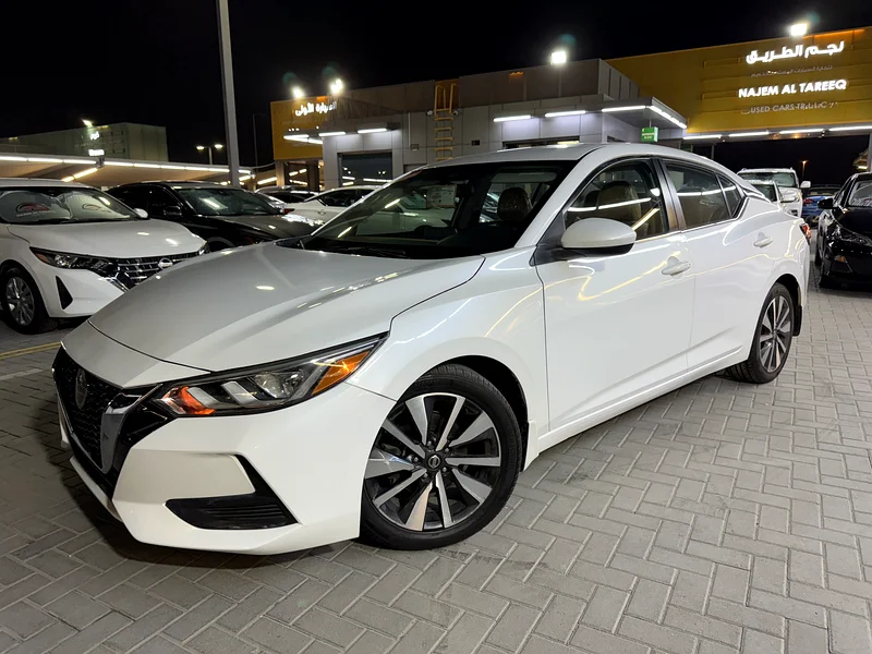 Nissan Sentra 2021 with Sunroof and Saffron Seats!63412537528066111