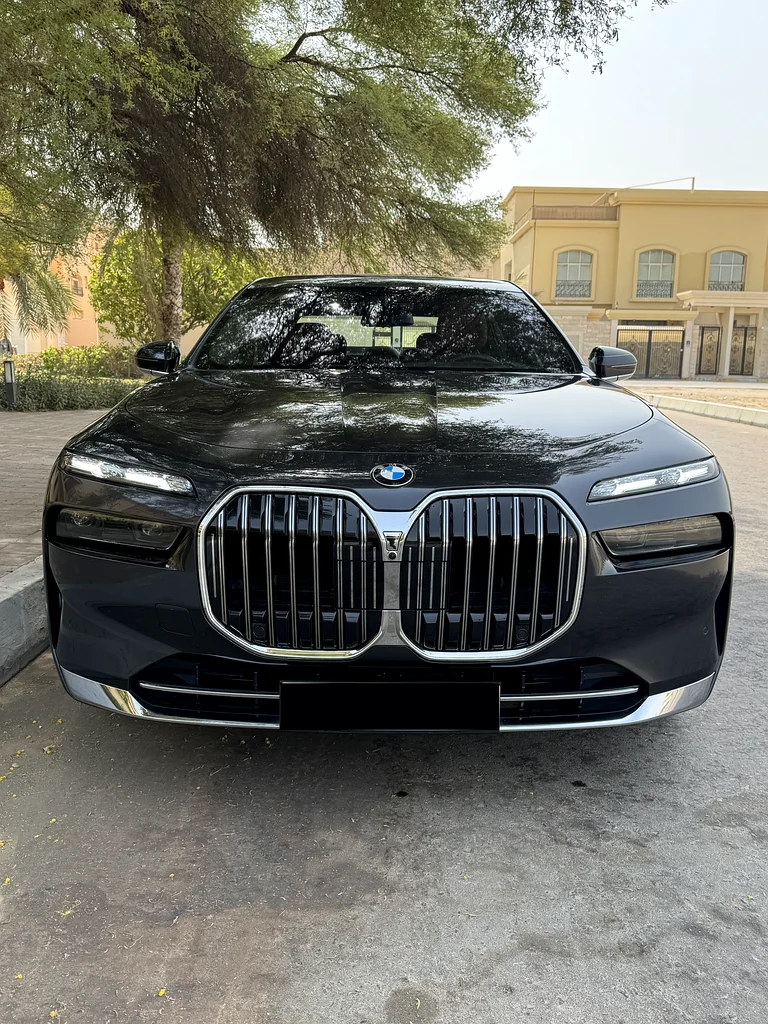BMW 735i Master class 2024 - 5 years service warranty63411930875906111