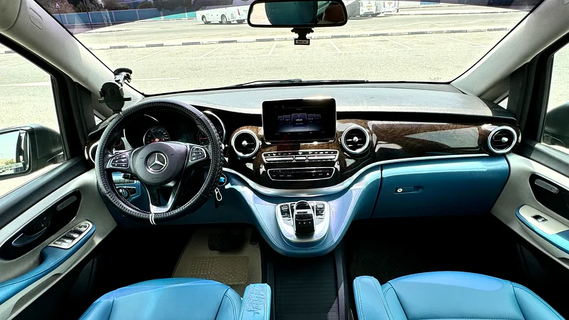 مرسيدس بنز V 25063399920420993111
