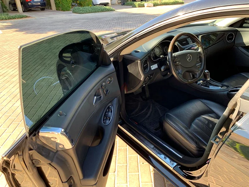 Mercedes Benz CLS 50063399927701379112