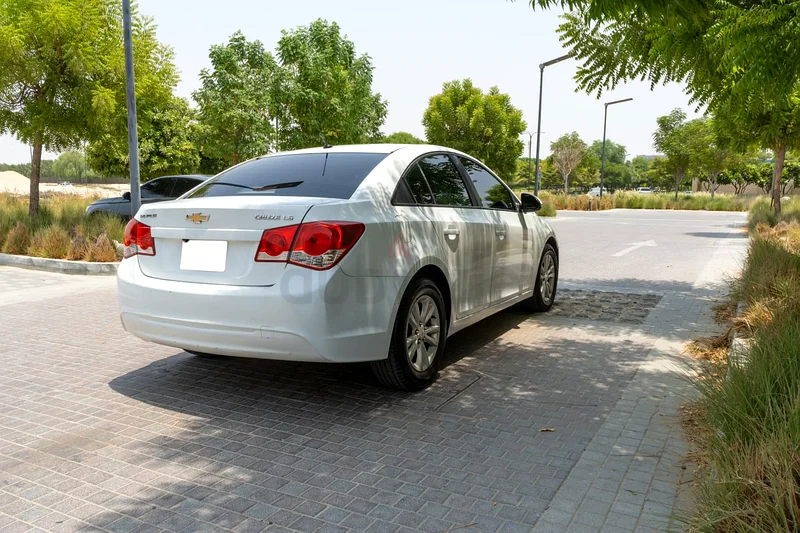 SEDAN BEST PRICE READY FOR USE63398557743105114