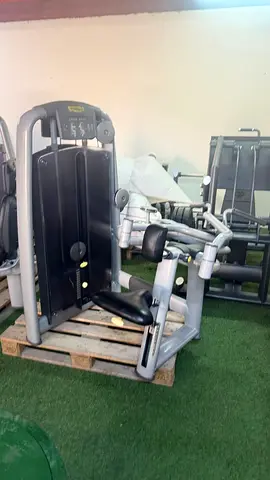 🦾 For Sale: Technogym Upper Back Machine 🦾