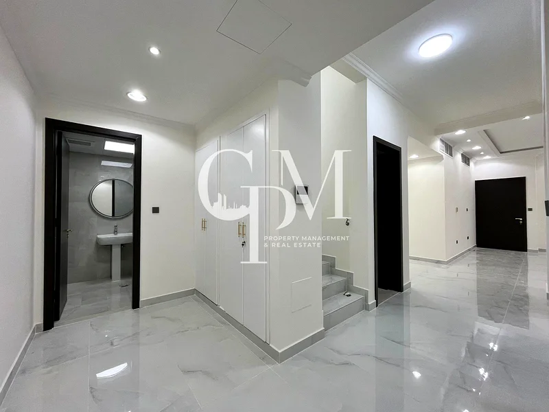 Vacant | Upgraded to 5 BR | Full Renovation | Single-row63403401556097114