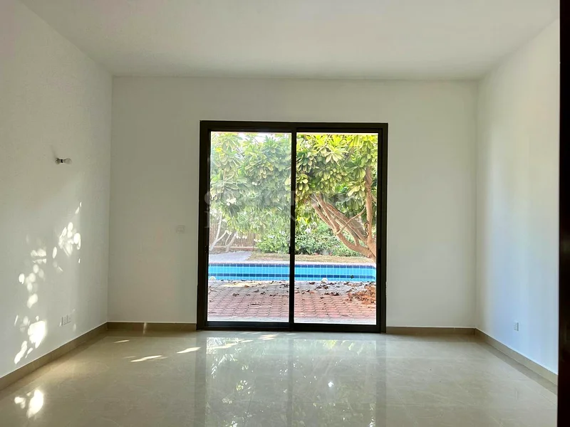 Exceptional | Private Pool | Spacious | Vacant63403401757186114