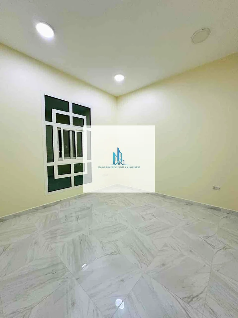 04 bedroom hall63403401593091113