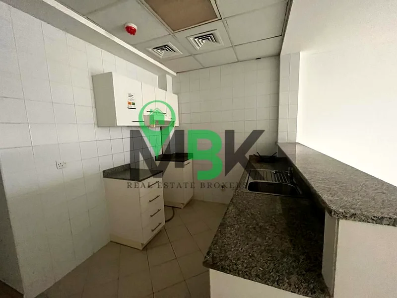 SPECIOUS  | BURJ KHALIFA VIEW | GOOD ROI63916247882115111