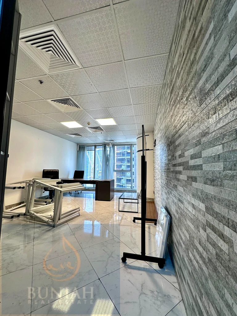 Spacious | Fully furnished | Glass-Fitted Office I Attached washroom and Pantry63621017466115112