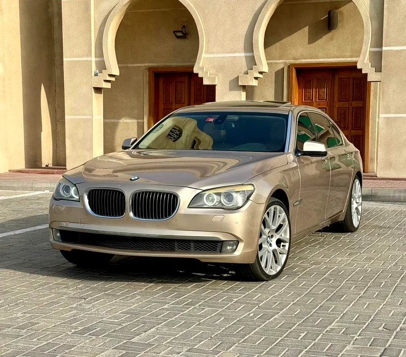 BMW 730i Gulf Model 2012 Full Option63411930680323112