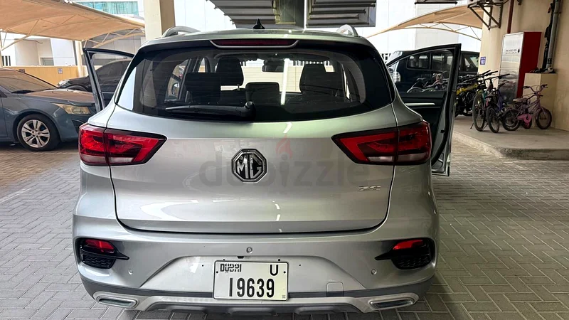 MG ZS 2023 flood-free, lady driven63398493495043113