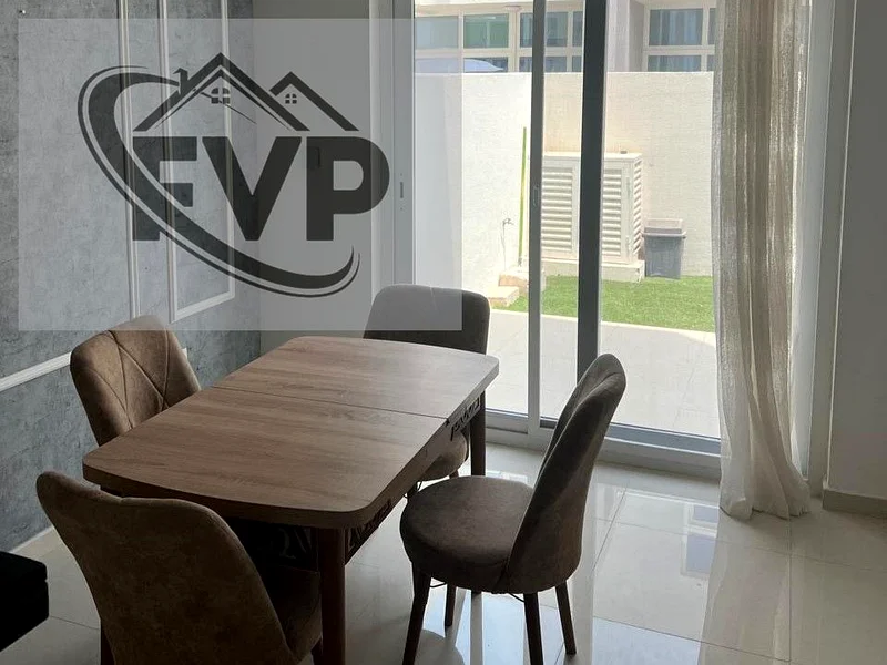 تخطيط واسع | مفروش بالكامل | قريب من الحديقة63403897536643113
