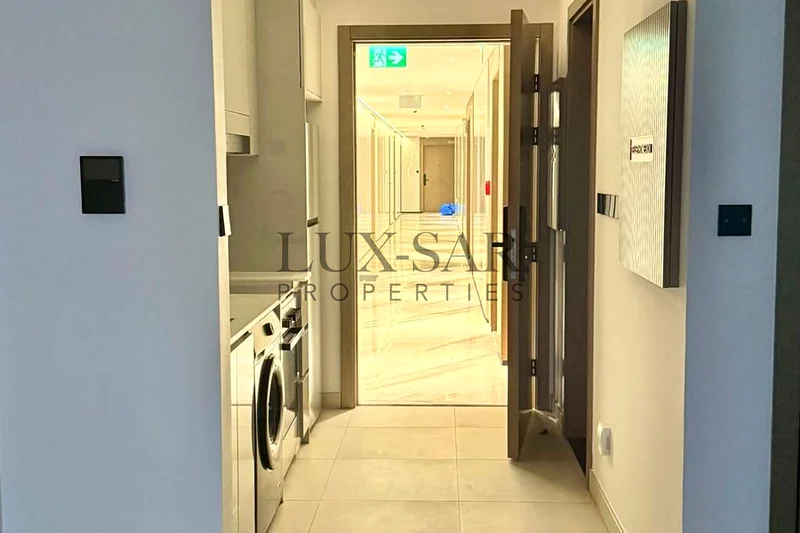 Elegant Studio | Prime View of Al Khail Road | Binghatti Canal63791562752642114