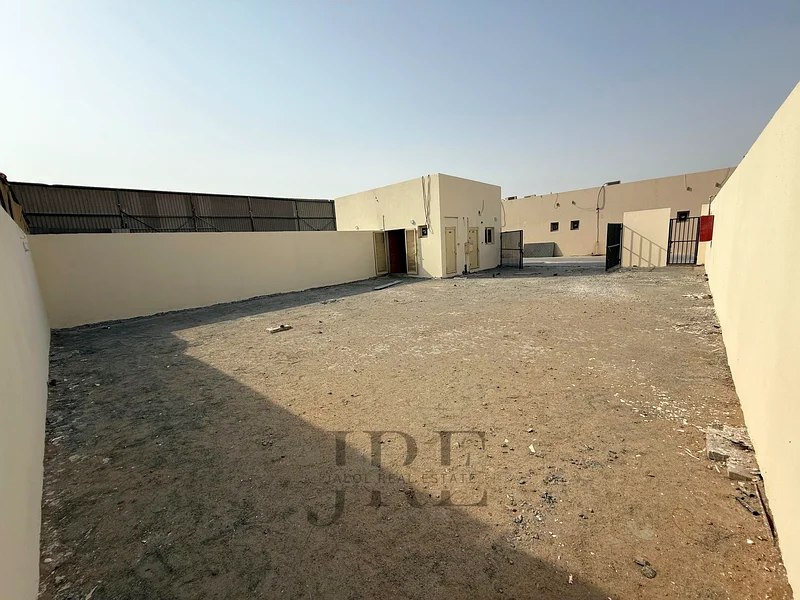Warehouse for Rent in Sharjah | Open yard63622481807747111