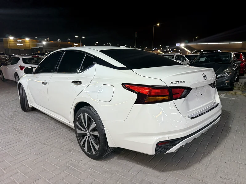 Nissan Altima 2020 Platinum (VCC Paper!)63399972596227113