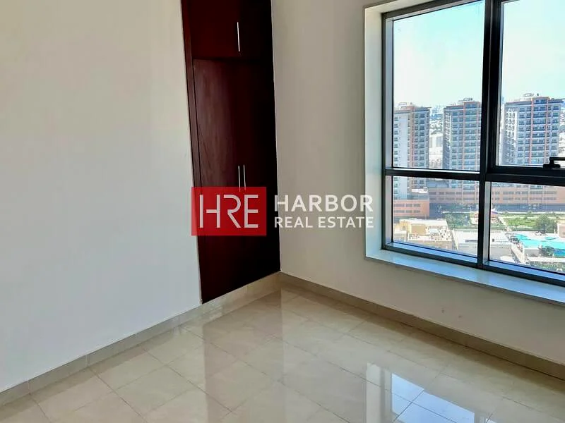 Luxury Living | Prime Location | Easy Access63865990186625111