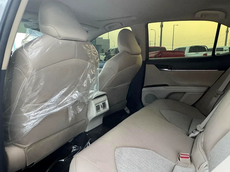 Toyota Camry Hybrid63401308748802114