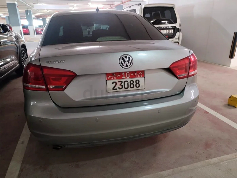 Volkswagen Passat 2012 excellent condition63398568139651114