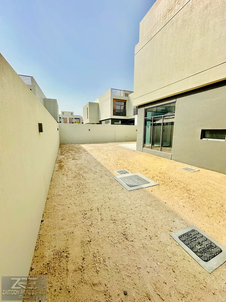 أرخص صفقة فيلا منفصلة بـ 4 غرف نوم بالإضافة إلى غرفة خادمة63751404830850114