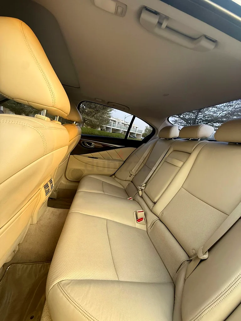 Q50 lady-driven clean agency-maintained63398551916545114