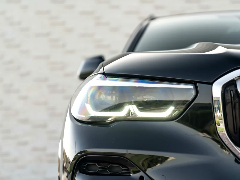 بي إم دبليو X5 M4.0i • دفع كلي X-DRIVE مع رياضي M • ضمان بي إم دبليو حتى 200,000 كم أو حتى 09/2028 وخطة صيانة63405995999745113
