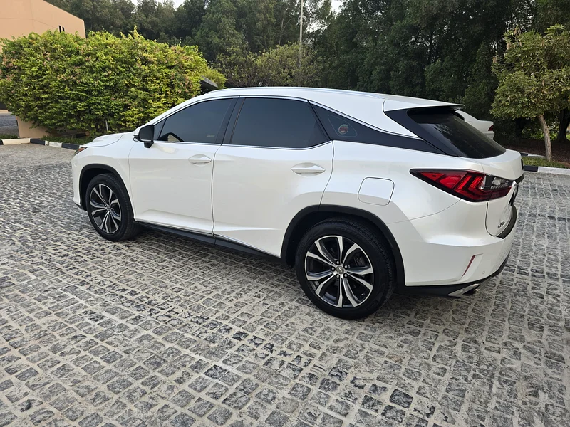 LEXUS RX350 GCC V6 2017 Platinum Full Options Panorama Excellent Condition Original Paint63398642724482113