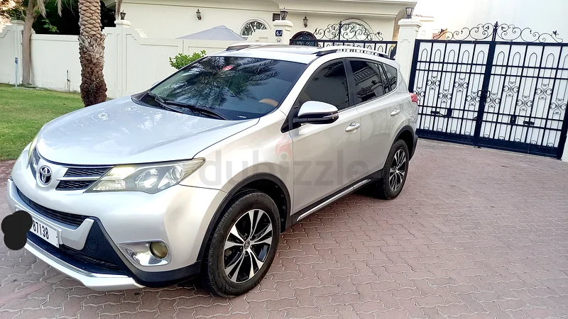 Toyota Rav4 VXR Top 2015 Model No1 Option Sunroof leather Seats  fully Automatic GCC family used63401305476353111