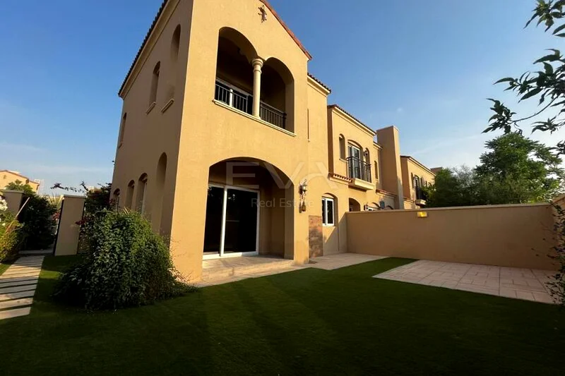 صف مفرد | موقع متميز | النوع باء63915701689219110