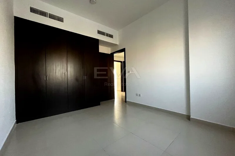 صف مفرد | موقع متميز | النوع باء63915701689219113