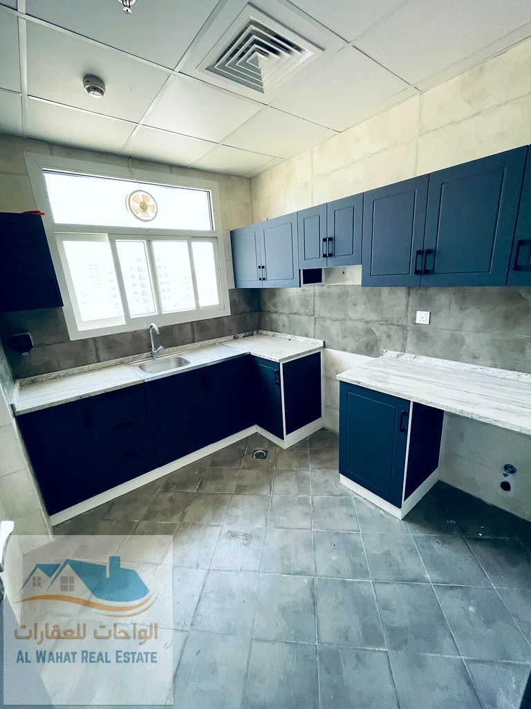 🏢 شقة للإيجار السنوي - أول ساكن | الجرف 3 - عجمان 📍 الموقع: الجرف 3 - مبنى جديد بالكامل ✅ موقع هادئ وقريب من وسائل الراحة63714078840835110