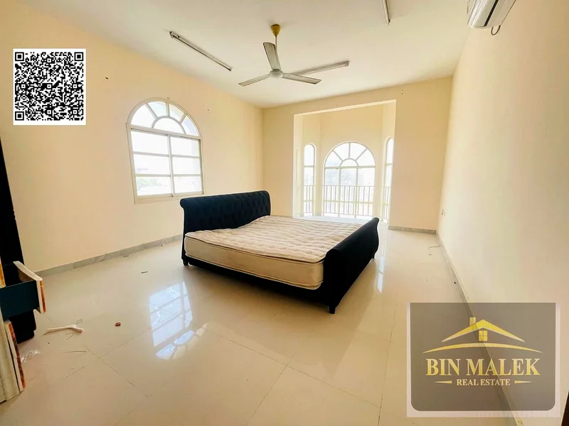 empty villa // ready to move // prime location //  close to sheikh ammar street // well maintenance63878712484354112
