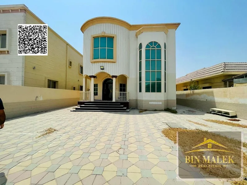 empty villa // ready to move // prime location //  close to sheikh ammar street // well maintenance63878712484354110