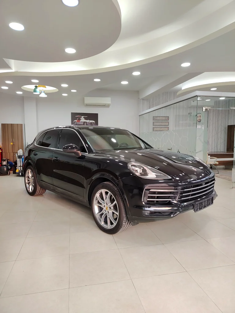 Porsche cayenne GCC63406544076675111