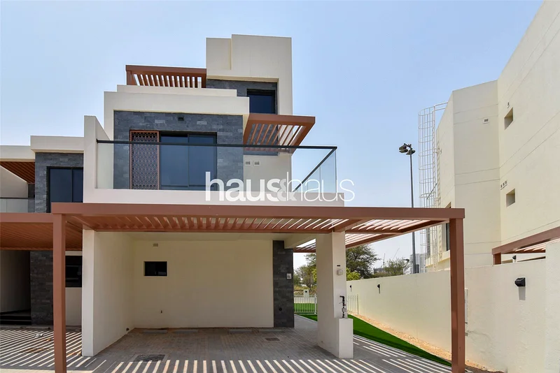 Handed Over | Full Golf View | 3 Floors | Call now63971549019651110