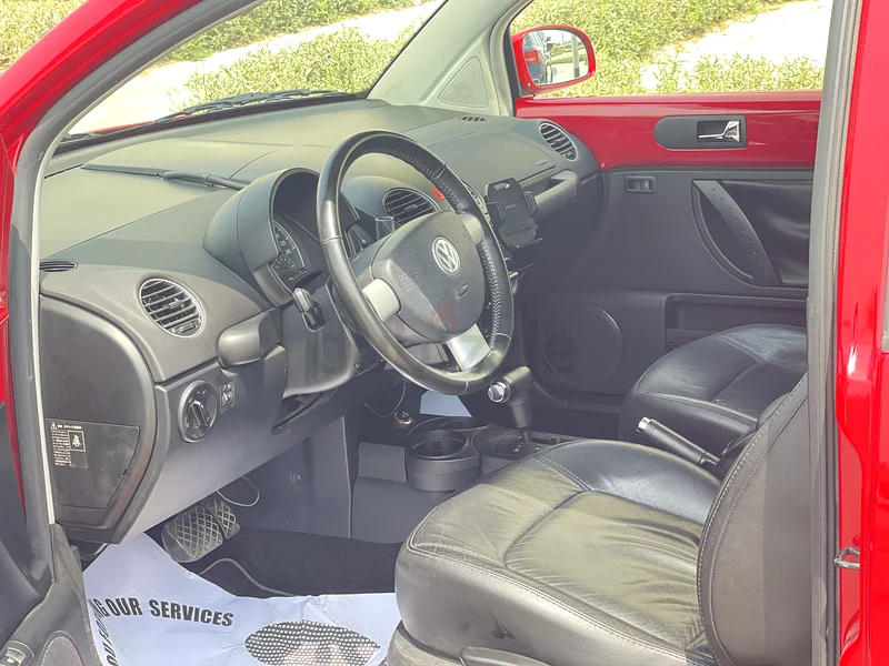 Very Clean Volkswagen Beetle for Sale63398574777347114