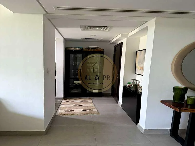 تاون هاوس من 3 غرف نوم مع حديقة | موقع مميز63925862300035113