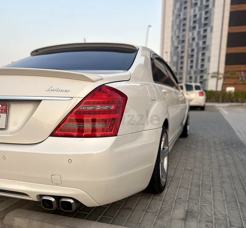 Mercedes-Benz S500 L (White Pearl - Clean Title)63403202720385111