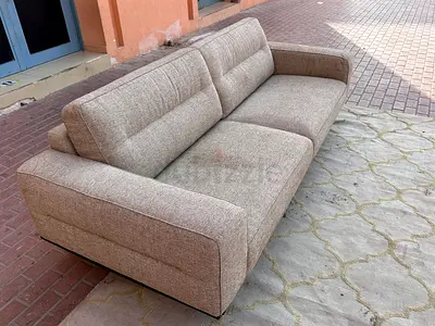 Stylish Modern Natuzzi Editions Sofa for a Cozy Living Space