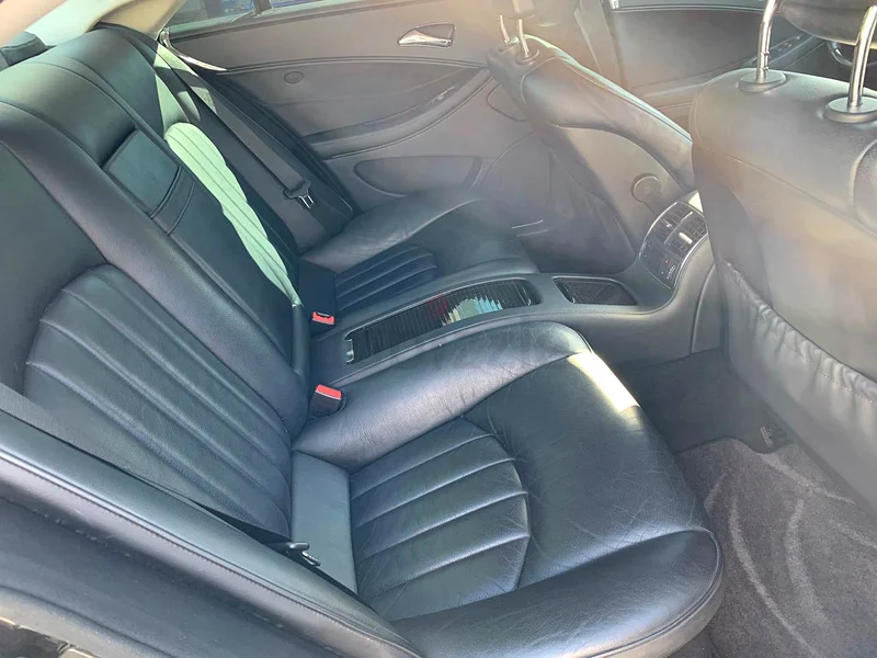 Mercedes Benz CLS 50063399927701379114