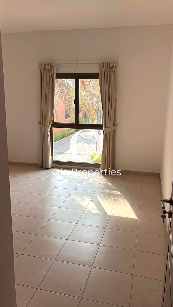 Luxury 4BR Villa + Private Garden | Ready to Move63403401843971114
