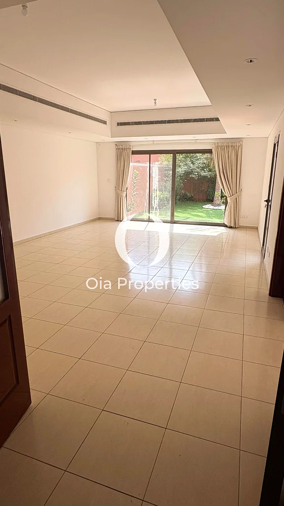 Luxury 4BR Villa + Private Garden | Ready to Move63403401843971112