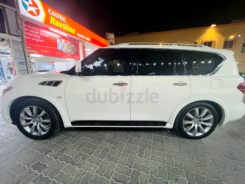 Infiniti QX8063398550101249112