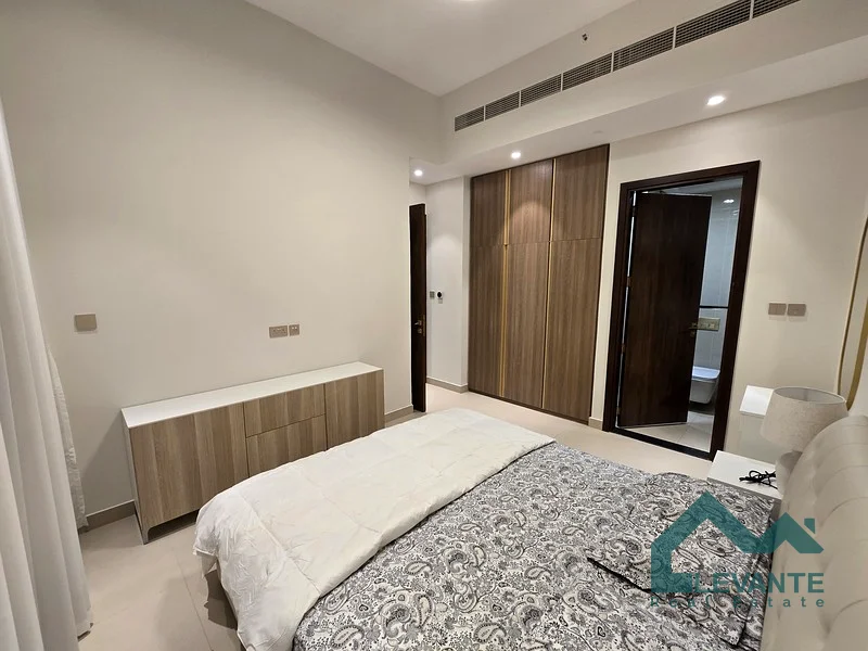 شقة واسعة من غرفة نوم واحدة | مفروشة بالكامل | طابق عالي63728721086210112
